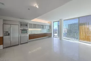 Photo #5: 2754789 Listing