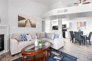 Photo #2: 2754790 Listing 