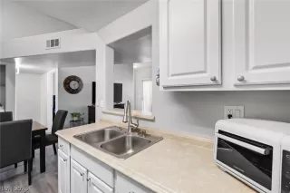 Photo #5: 2754790 Listing 