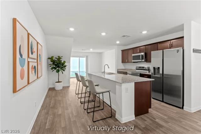 MLS: 2754904 Condo For Sale