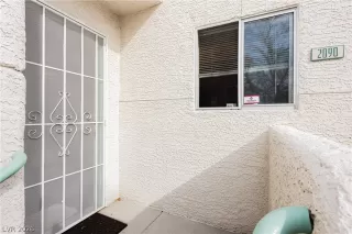 Photo #1: 2754926 Listing 