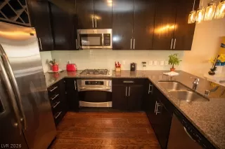 Photo #3: 2754943 Listing 