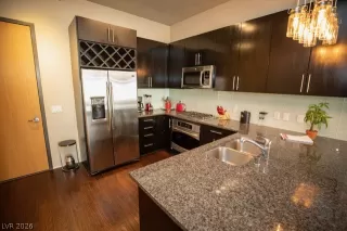 Photo #4: 2754943 Listing 