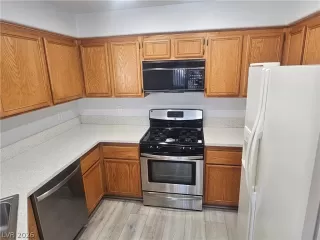 Photo #5: 2754945 Listing 