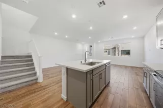 Photo #3: 2754974 Listing 