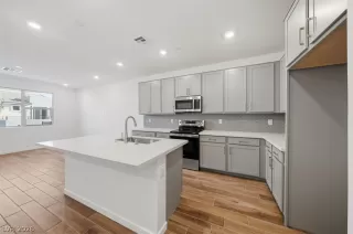 Photo #4: 2754974 Listing 