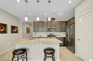 Photo #2: 2754981 Listing 