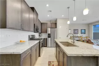 Photo #6: 2754981 Listing 