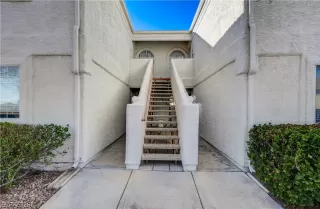 Photo #3: 2755001 Listing 