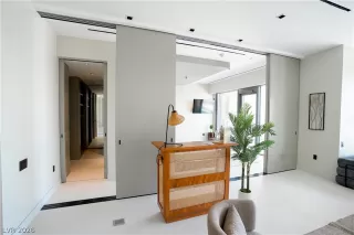 Photo #5: 2755055 Listing 