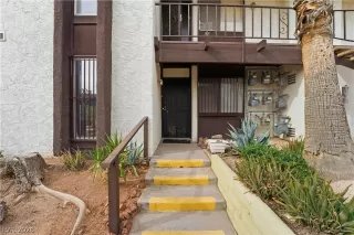 Photo #2: 2755060 Listing