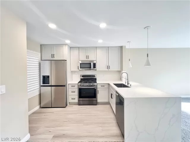 MLS: 2755082 Condo For Sale