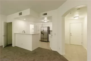 Photo #4: 2755094 Listing 