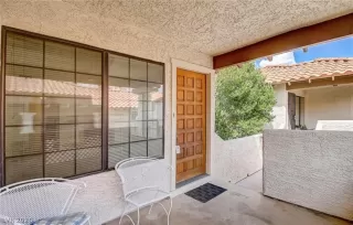 Photo #3: 2755098 Listing