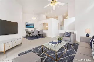 Photo #6: 2755105 Listing