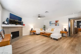 Photo #5: 2755148 Listing 