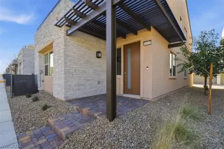 Photo #1: 2755155 Listing 