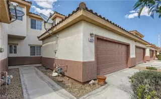 Photo #2: 2755166 Listing 