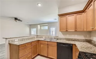 Photo #6: 2755166 Listing 