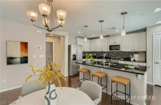 Photo #3: 2755212 Listing 