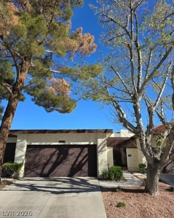 MLS: 2755265 Condo For Sale