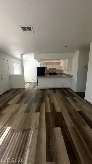 Photo #2: 2755274 Listing 