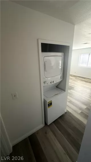 Photo #5: 2755274 Listing 