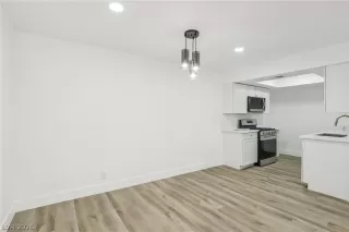 Photo #6: 2755275 Listing 