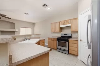 Photo #6: 2755313 Listing 