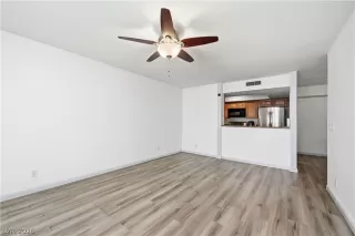 Photo #3: 2755343 Listing 