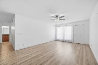 Photo #4: 2755343 Listing 