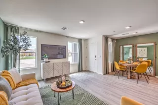 Photo #4: 2755363 Listing 