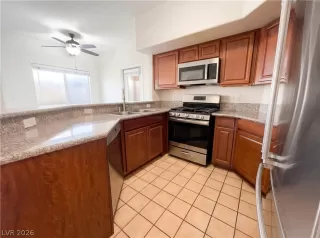 Photo #1: 2755366 Listing 