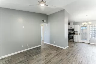 Photo #3: 2755378 Listing 