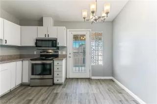 Photo #5: 2755378 Listing 