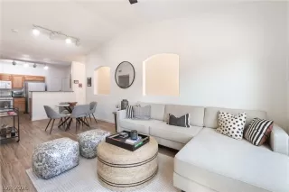 Photo #6: 2755384 Listing 