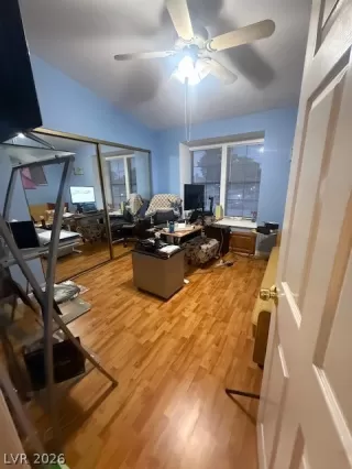 Photo #3: 2755411 Listing