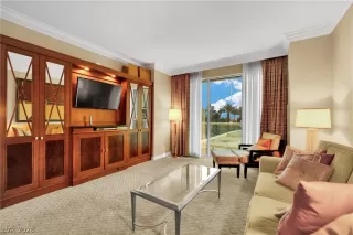 Photo #2: 2755435 Listing 