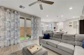 Photo #4: 2755452 Listing 