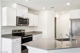 Photo #2: 2755520 Listing 