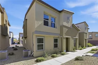 Photo #3: 2755541 Listing