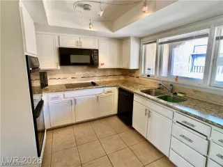 Photo #3: 2755615 Listing 