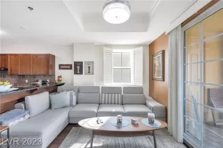 Photo #3: 2755623 Listing 