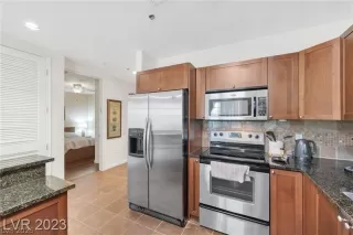 Photo #4: 2755623 Listing 