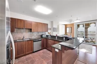 Photo #5: 2755623 Listing 