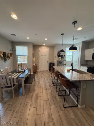 Photo #6: 2755636 Listing 