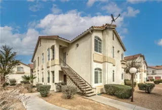 Photo #3: 2755645 Listing 