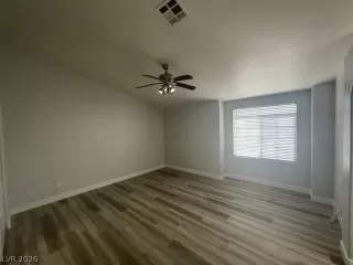 Photo #4: 2755735 Listing 