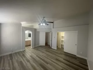 Photo #5: 2755735 Listing 