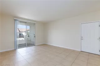 Photo #2: 2755737 Listing 